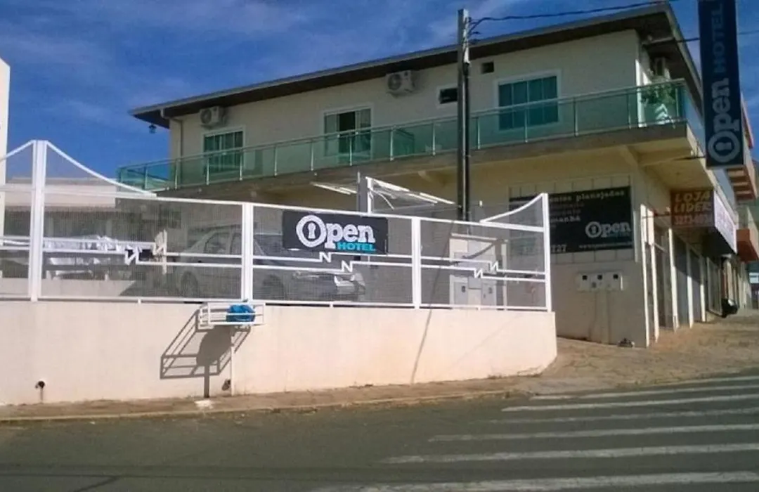 Open Hotel-1